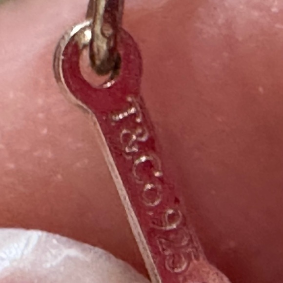 Tiffany and Company teardrop necklace - Picture 2 of 2